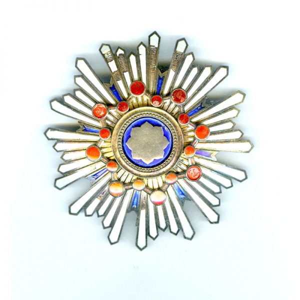 Order of Sacred Treasure Grand Cross breast star some chipping 	 	(L18304)  V.F... 1