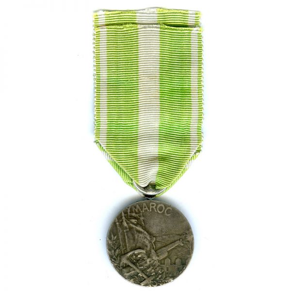 Maroc medal no bars ring suspension	(L20854)  G.V.F. £30 2