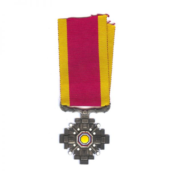Order of the Pillars of State no bars 	(L25417)  N.E.F. £195 1