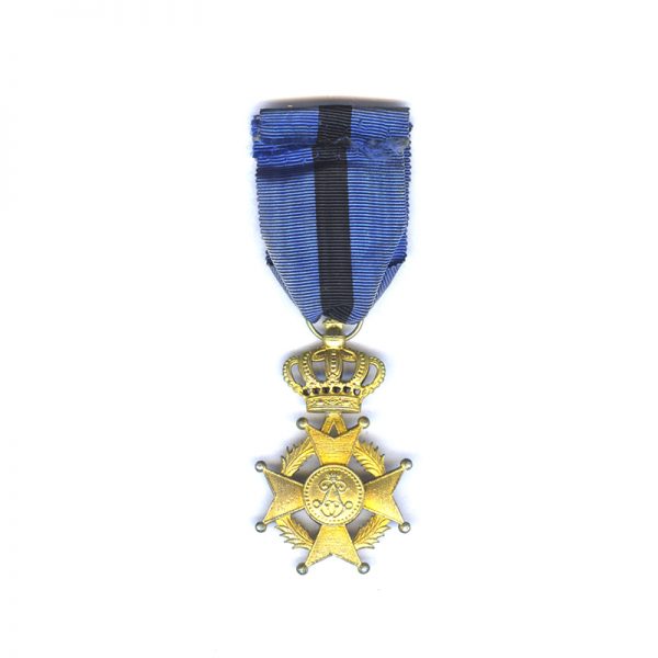 Order of Leopold II 2nd  type Officer  badge in gilt French 2