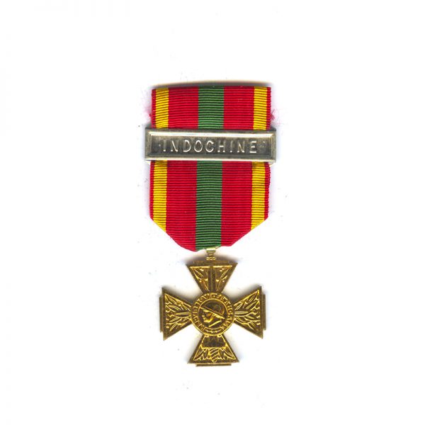 Combattants Cross for Volunteers bar Indochine 	(L28090)  G.V.F. £54 1