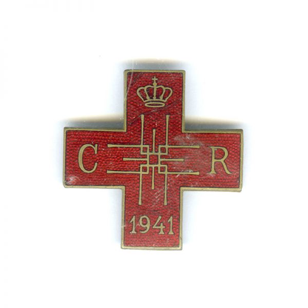 Red Cross Merit  decoration pin back badge 1941 1