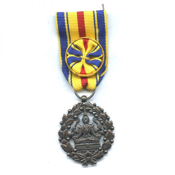 Cambodia   Labor medal  bronze  with rosette 1