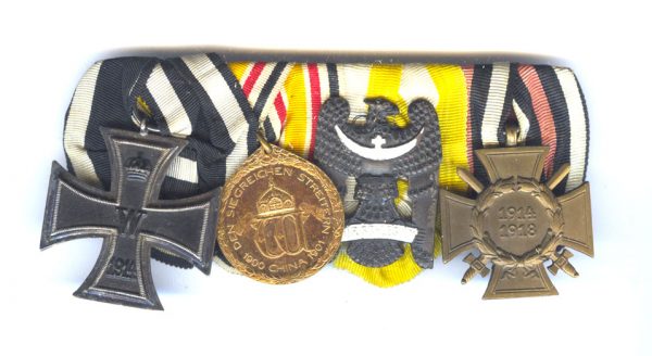 Group of 4 ; Iron Cross 1914 2nd Class grouping of 4 1