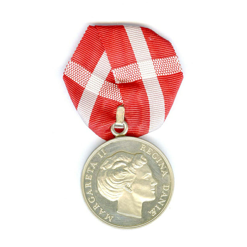 Medal of Merit  Margarethe to Henry Christopherson 1