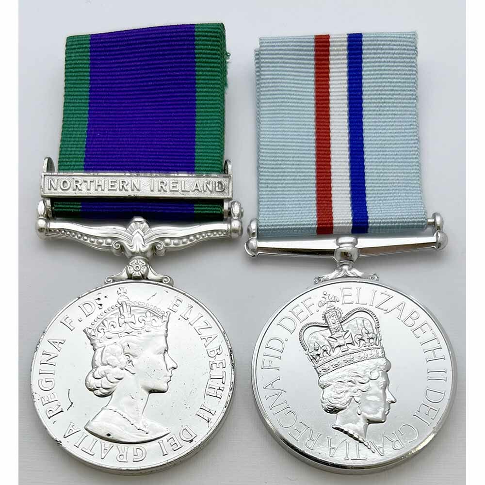 Rhodesia 1980 Pair Named Royal Artillery 1