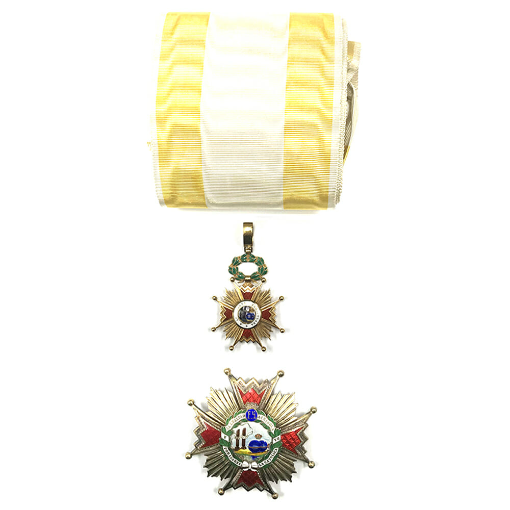 Order of Isabella the Catholic  Grand Cross set 1st type 1
