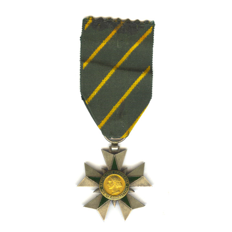 Order of Merit Combattant  Knight  1953-63 rare obsolete order 1