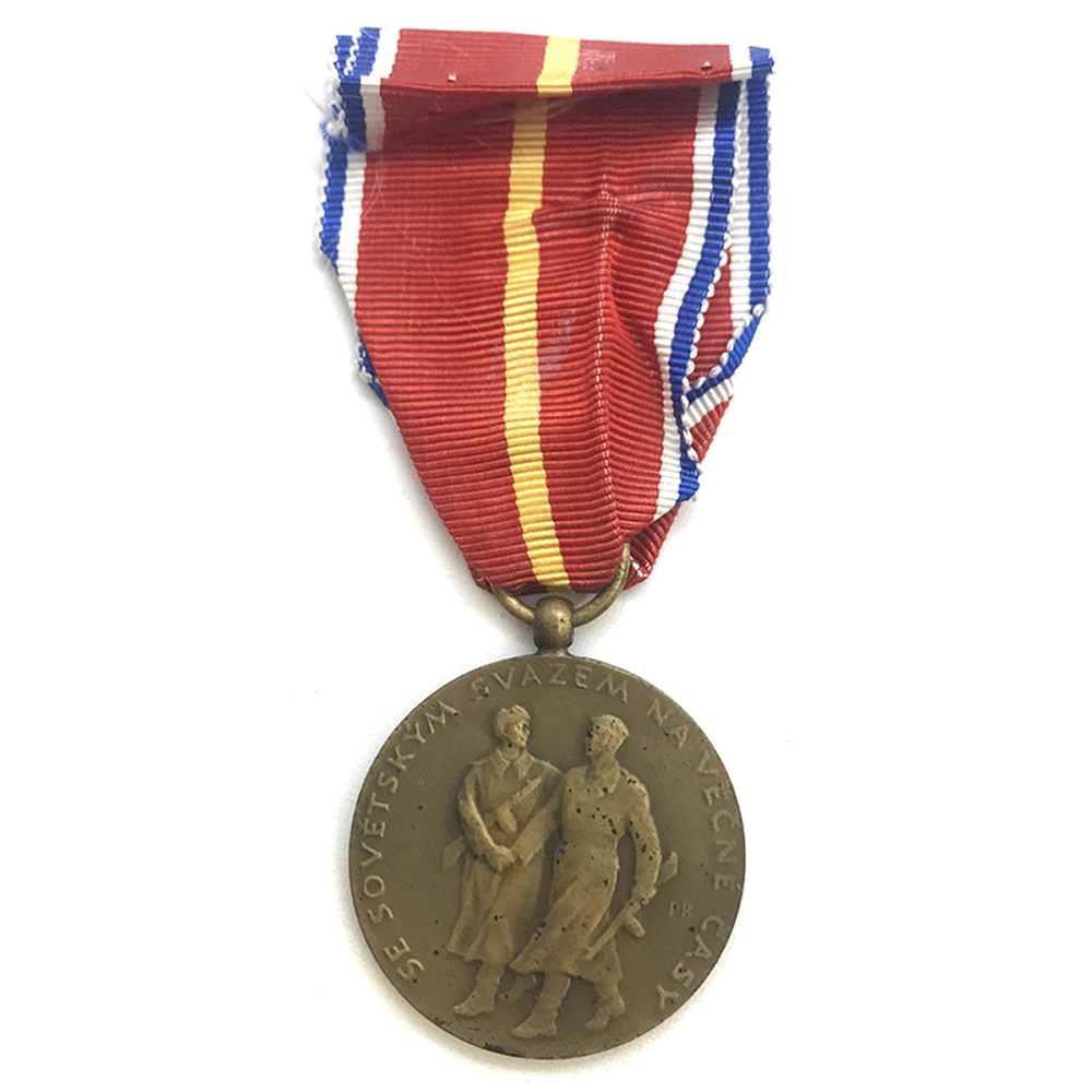 Czechoslovakia Battle of Dukla Pass medal  1944 2