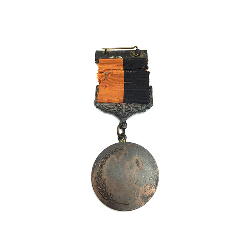 Black and Tan medal  with Comrac suspension, 2