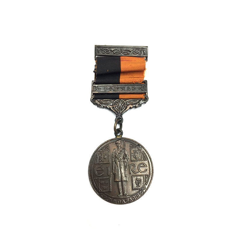 Black and Tan medal  with Comrac suspension, 1