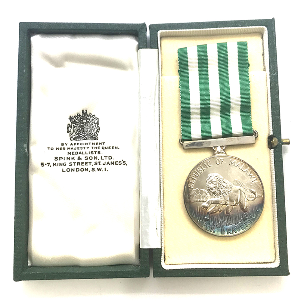 Bravery medal silver in case by Spinks 4