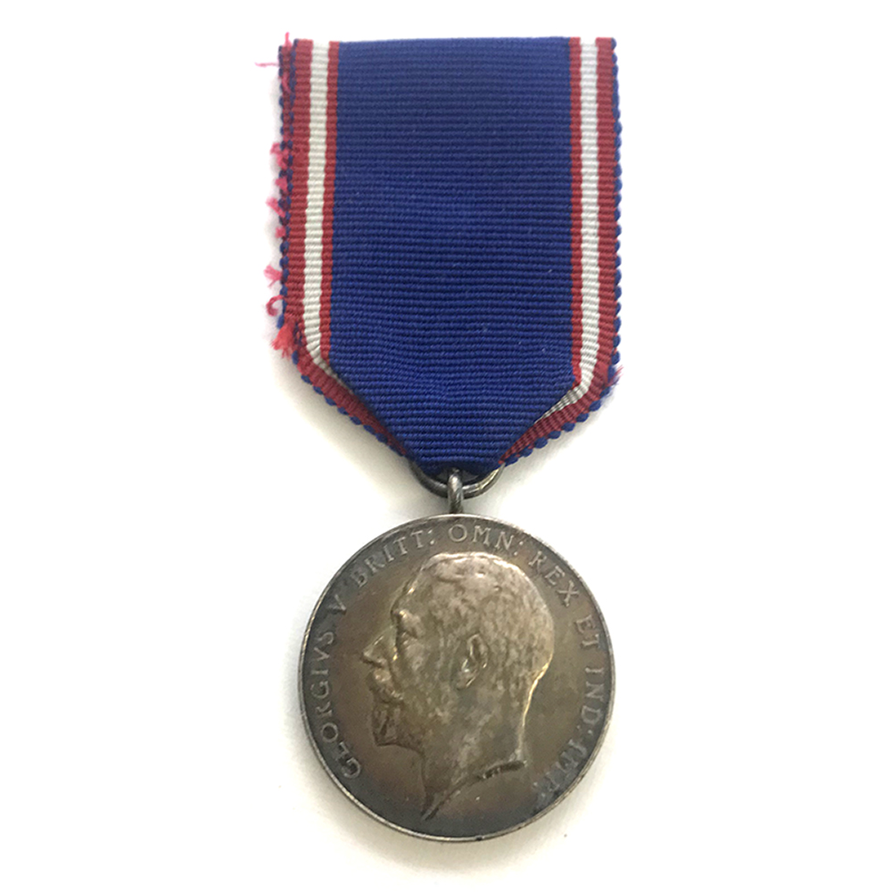 Royal Victorian Medal GV Silver 1