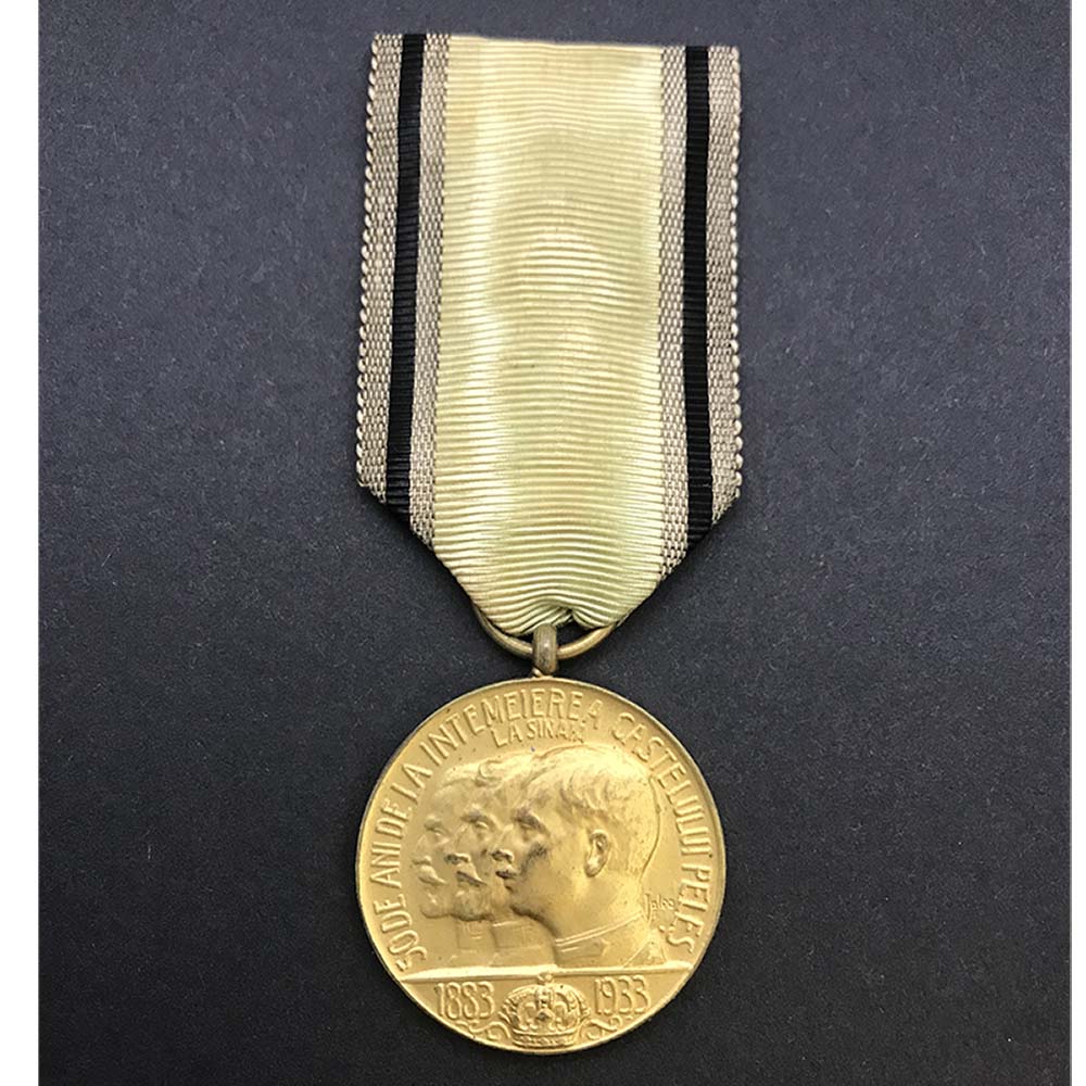 Pelesch Castle medal 1933 gilt scarce 1