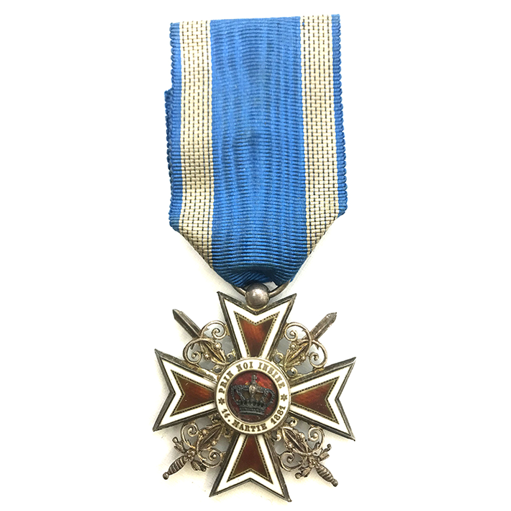 Order of the Crown 1st type Military cased 1